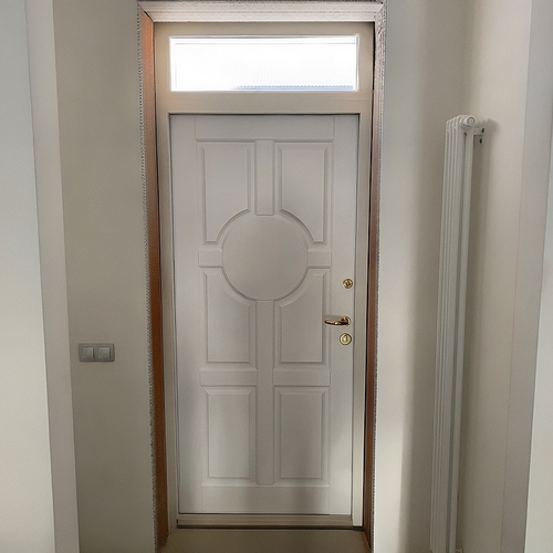 Синяя дверь с отбойником